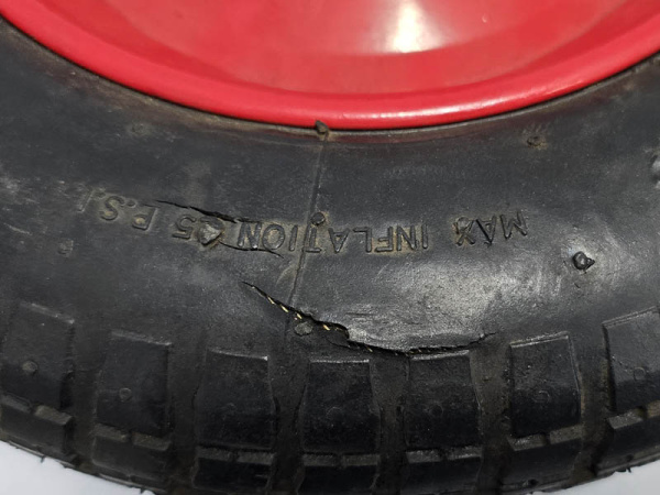 Колесо 3.25-8 для тачки (ось 20/110) УЦЕНКА