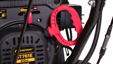 Снегоуборщик бензиновый CHAMPION STT761E