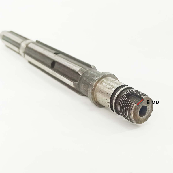 Главный вал КПП без ВОМ с пониж. передачей L-230 (9-18лс)