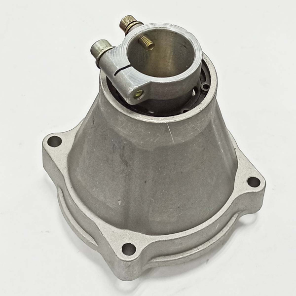 Корпус сцепления бензокосы (28мм, квадрат) в сборе