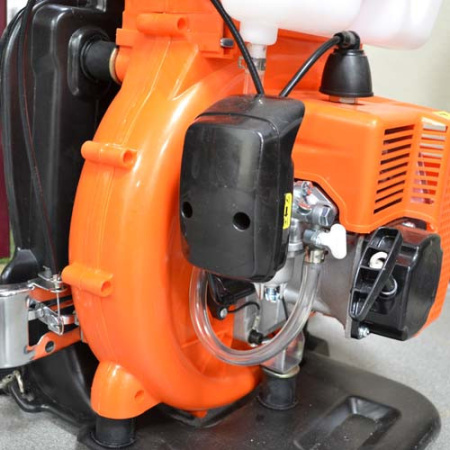 Опрыскиватель бензиновый Habert HMD415-14