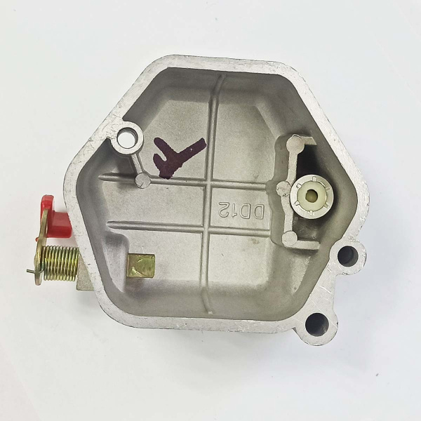 Крышка клапанная C186F (2 болта)