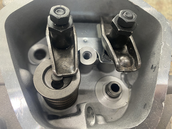 Головка блока цилиндра 188F(GX390)-192F(GX460) в сборе (УЦЕНКА)