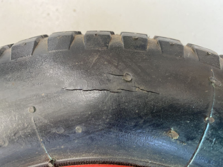 Колесо 3.25/3.00-8 для тачки (ось 20/110) УЦЕНКА