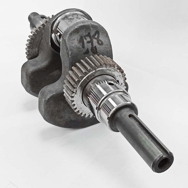 Коленвал C178F (под шпонку 19мм, шейка 38мм)