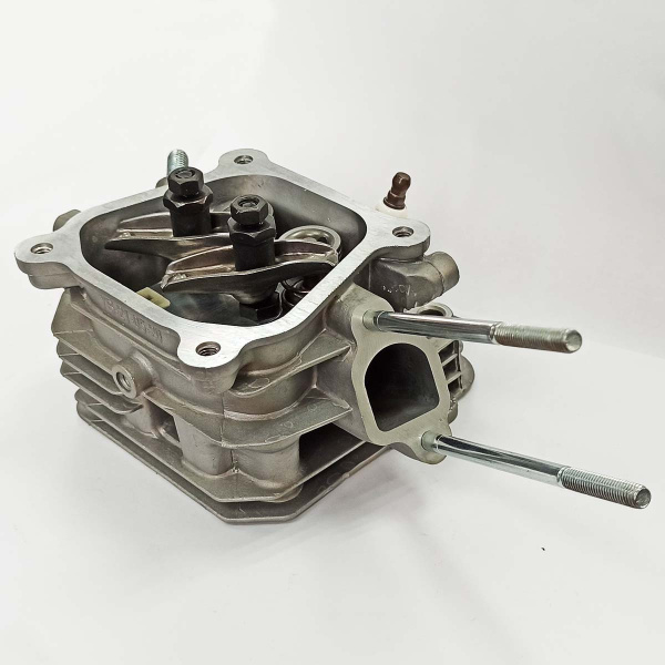 Головка блока цилиндра 168F(GX200)-170F(GX210) в сборе