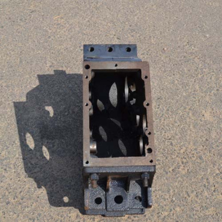 Корпус КПП минитрактора