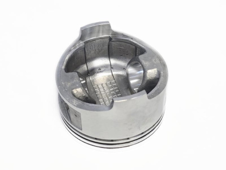 Поршень двигателя 1P70F в сборе