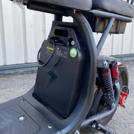 Электросамокат YAKAMA АР-Н009-2 белый