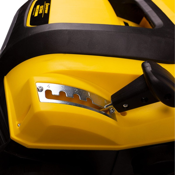 Скарификатор (аэратор) электрический Champion ESC1840