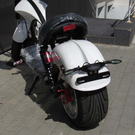 Электросамокат YAKAMA АР-Н0001B белый