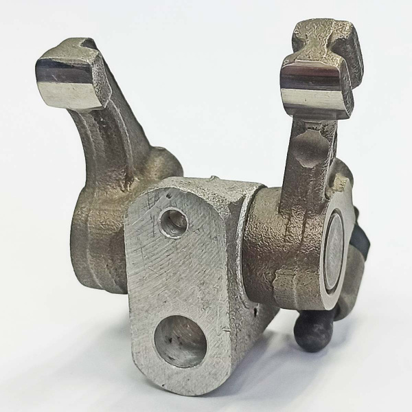 Коромысло двигателя C178F в сборе