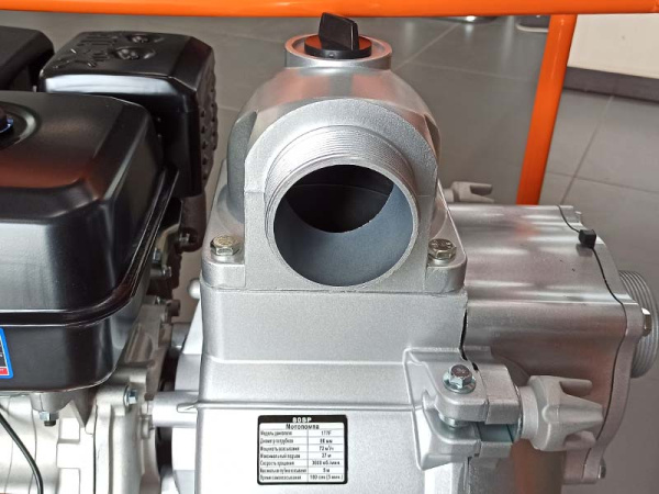 Мотопомпа  бензиновая Lifan 80SP