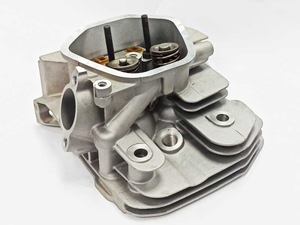 Головка блока цилиндра  188F(GX390)-192F(GX460)