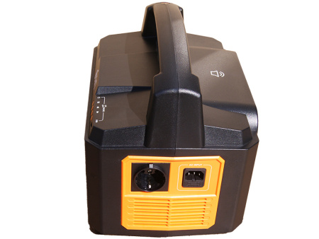 Портативная зарядная станция Lifan LFR700R