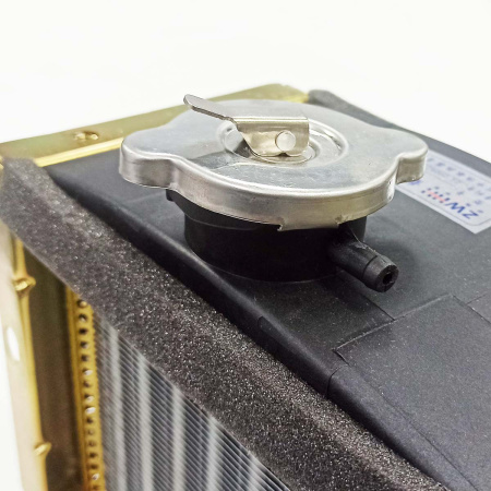 Радиатор охлаждения двигателя R180-R185